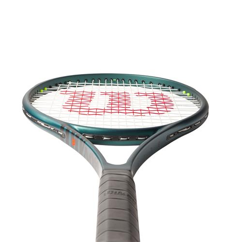 Wilson Blade 104 V9 Tennis Racquet