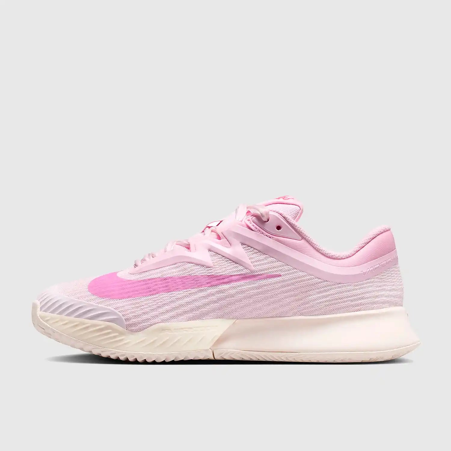 Nike Vapor Pro 3 Women's Hardcourt Tennis Shoes (Pearl Pink/Lt Magenta-Pink Foam-Chalk)
