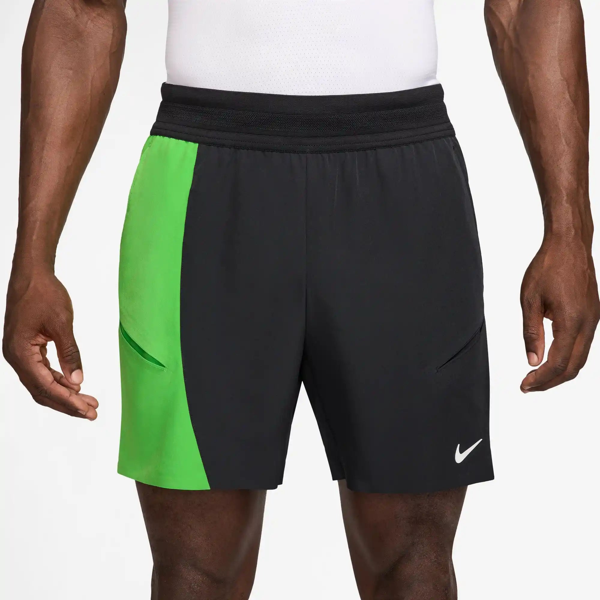 NikeCourt Dri-FIT Slam Short MB (Black/Mean Green/White)