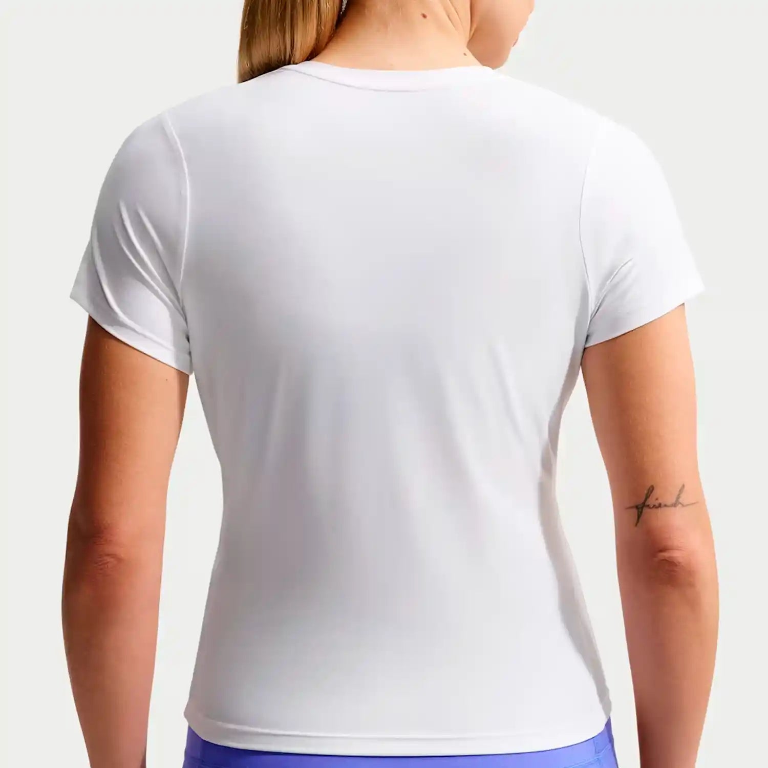 Nike Victory Women's Dri-Fit Short-Sleeve Tennis Top (White)