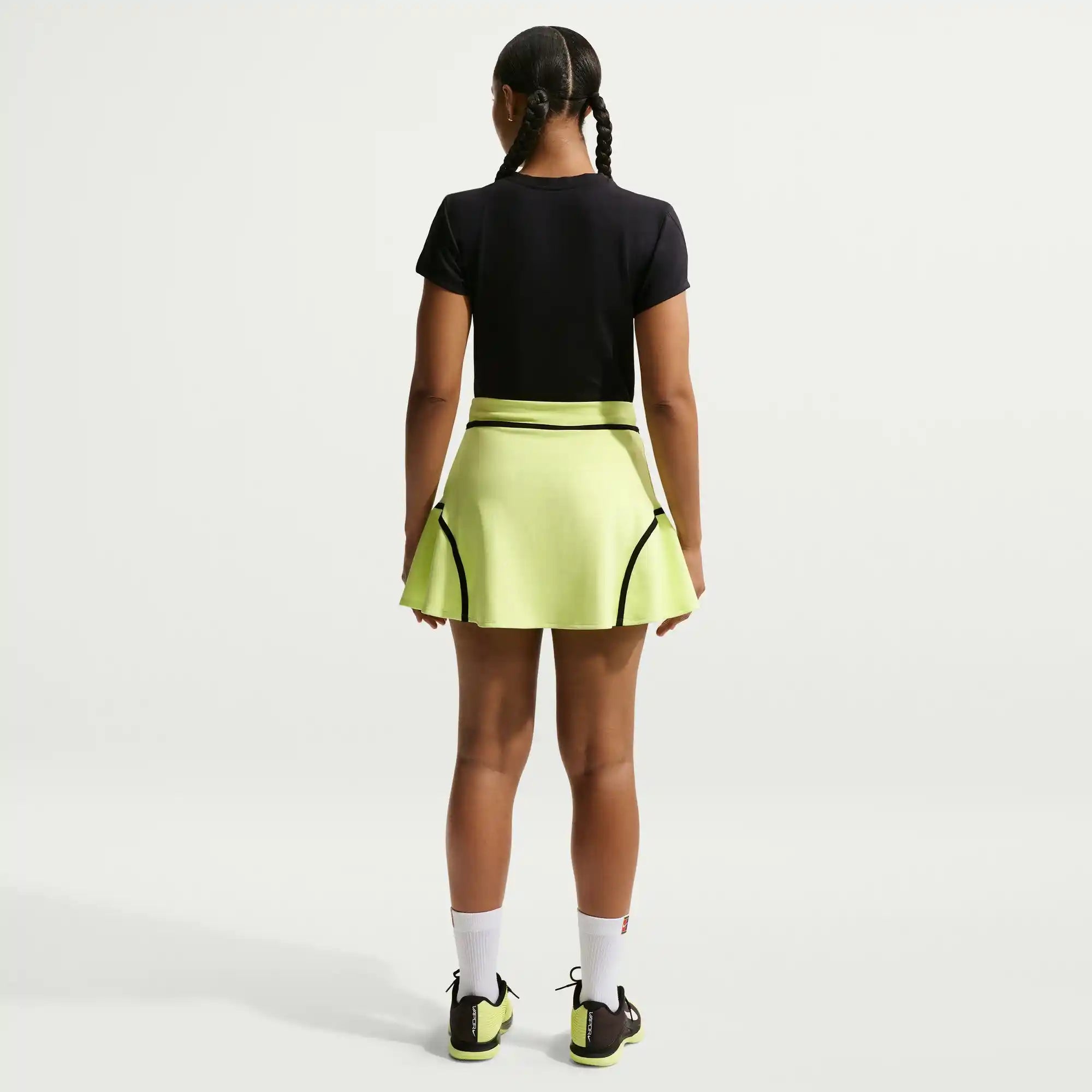 NikeCourt Advantage Women's Dri-FIT High-Waisted Tennis Skirt (LT Lemon Twist/Black)