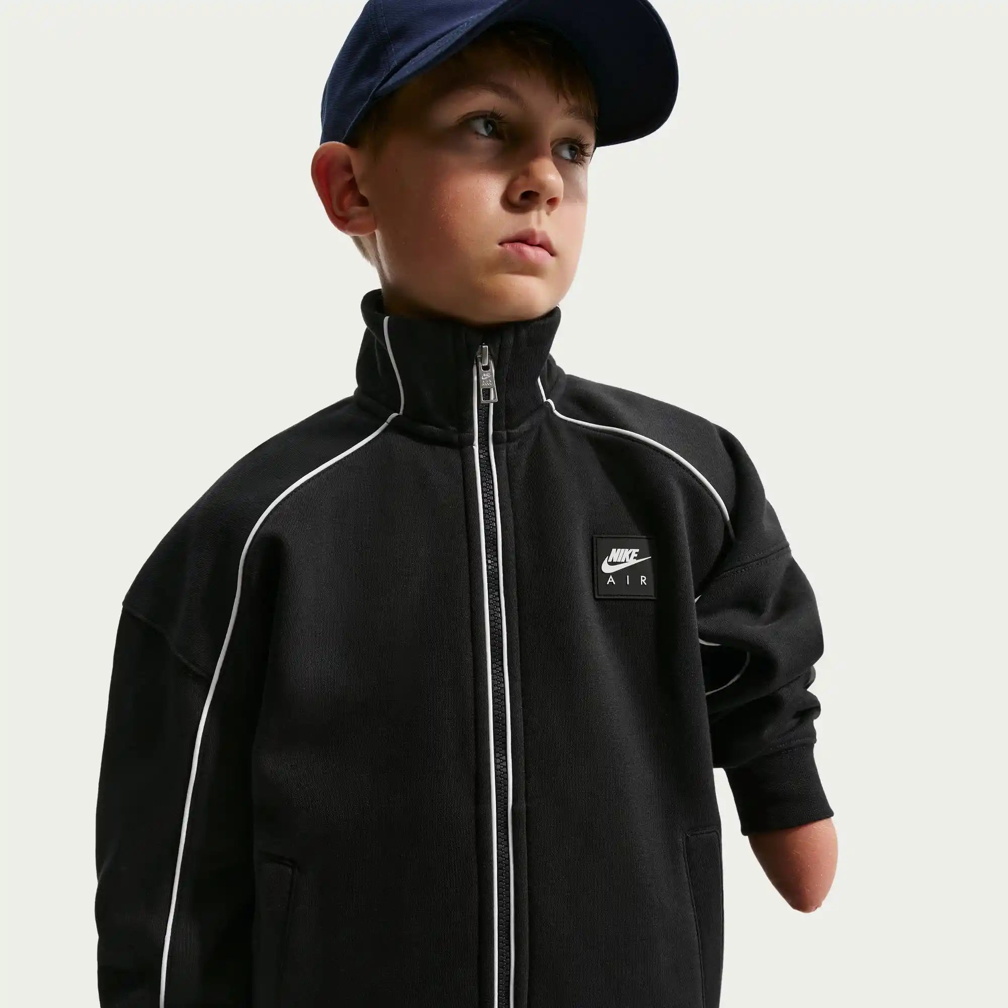 Nike Air Older Kids' Fleece Tracksuit Jacket (Black/White)