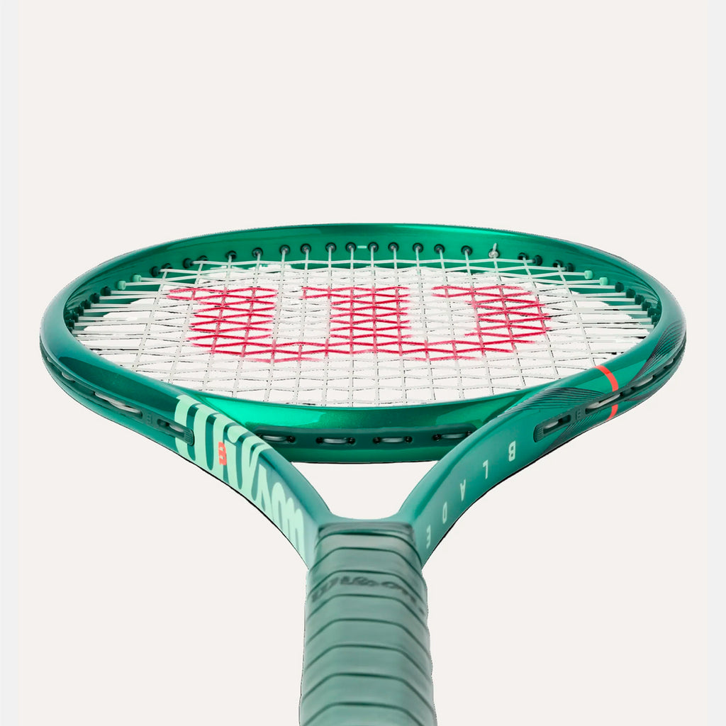 Wilson Blade 100UL V10 Tennis Racquet