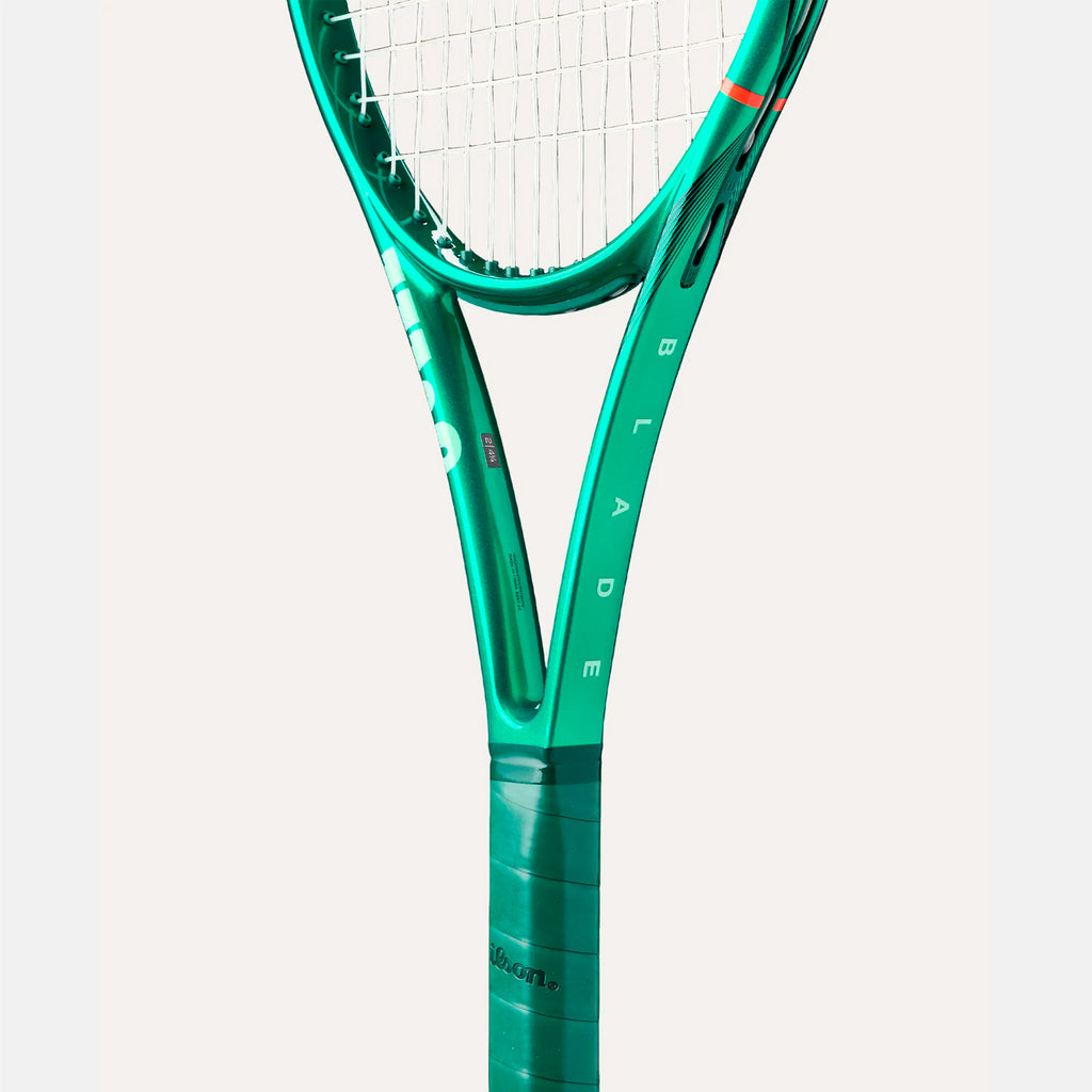 Wilson Blade 100UL V10 Tennis Racquet